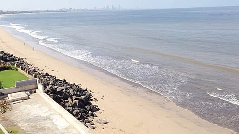 versova beach