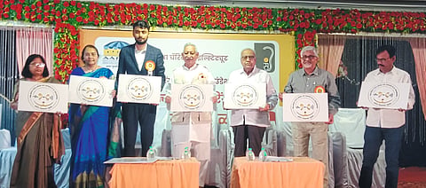 कोल्हापूर . .विशेष मुलांचे आयुष्य उभे करण्यात संवाद स्पीचचे काम सन्मानाचे ..डॉ. जयसिंगराव पवार .