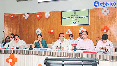 MP Raksha Khadse while giving instructions in the direction meeting held at District Planning Bhawan. MLA Rajumama Bhole, District Collector Ayush Prasad etc.
