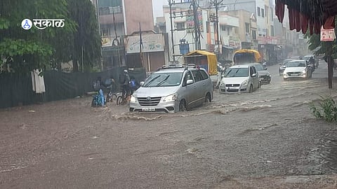 Nashik Rain Update heavy rain in Nashik district flood Latest weather Update 