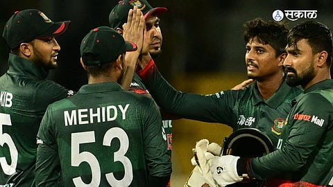 IND Vs BAN : शेवटच्या षटकापर्यंत रंगलेल्या सामन्यात बांगलादेशने भारताला दिला पराभवचा धक्का
