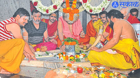 On the third Shravan Monday, the ongoing pooja at Sri Kapaleshwar Mahadev Temple