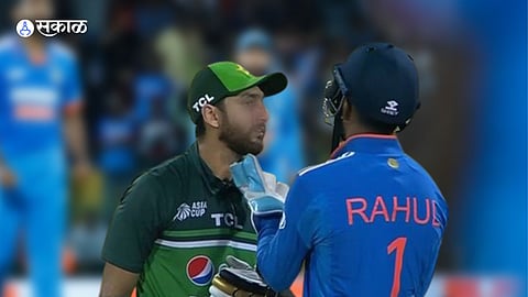 India Vs Pakistan Agha Salman Eye Injured 