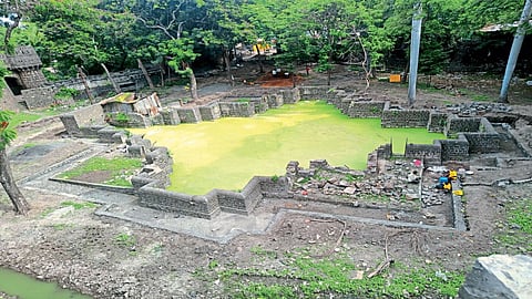 elephanta door 