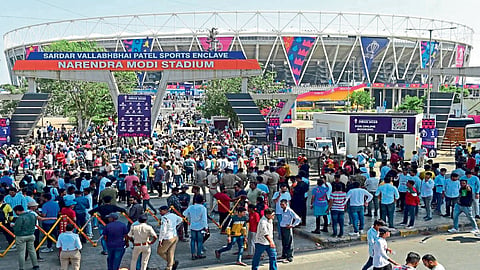 IND vs Pak : नरेंद्र मोदी स्टेडियमला छावणीचे स्वरूप; भारत-पाकिस्तान लढतीसाठी ११ हजारांहून अधिक सुरक्षारक्षक तैनात