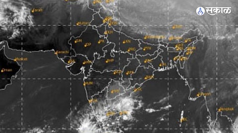 Satellite image showing weather patterns over Maharashtra and India.