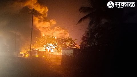 Warehouse burnt down in Shinde villagers alleged that fire brigade arrived late