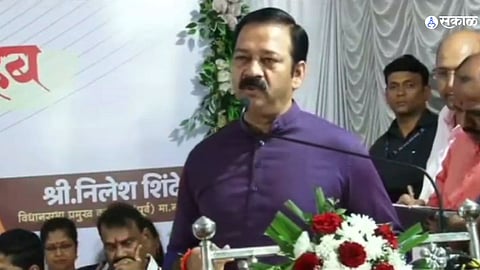 Mumbai MP Dr Shrikant Shinde pays more attention work of U-type road will done soon Ganpat Gaikwad 