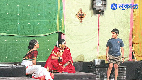 sangeet avdhadiche pach divas
