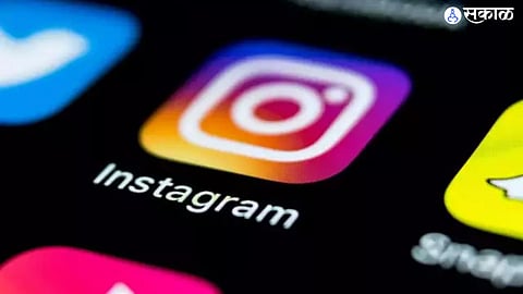 Instagram: अ‍ॅक्टिव्हिटी ऑफ फीचरसह तुम्ही इन्स्टाग्रामवर तुमची प्रायव्हसी करू शकता सुरक्षित, जाणून घ्या कसं