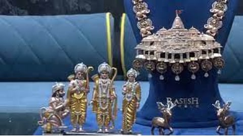 diamond necklace on theme of Ram temple in Surat using 5000 diamonds  2 kg silver watch video  