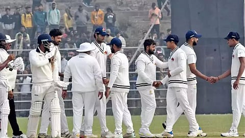 Ranji Trophy : मुंबईचा सलामीला बोनस गुणासह विजय! पुढच्या सामन्यात श्रेयस, शार्दुल ठाकूर खेळण्याची शक्यता