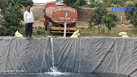 Water News: मंगळवेढ्यातील 19 गावांमध्ये शेतीला टँकरने पाणी!  