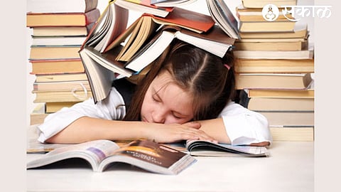 Students Sleep