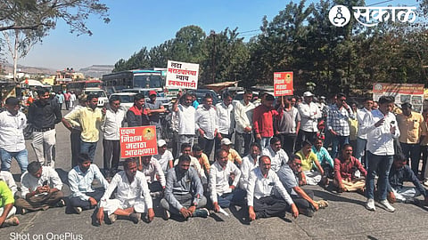 Rasta Roko by Maratha Samaj at vani