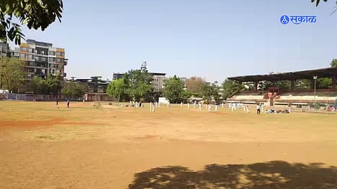 Thane News: सुभाष मैदानात वाहनांच्या रांगा; खेळाडूंना अडथळा 