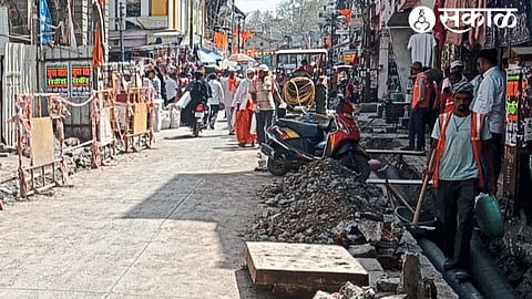 Civic Chaos: Mismanagement Over Road Repairs Leaves Pune Residents at Risk Ahead of Monsoon