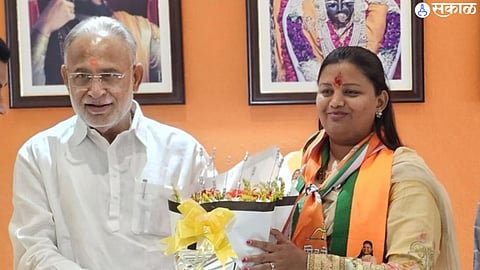 Dr. Heena Gavit,  Chandrakant Raghuvanshi