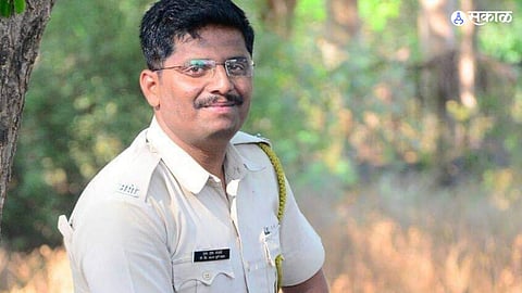 police constable dies in accident at mumbai bangalore highway

