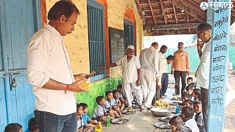 Officials of Gram Panchayat while inspecting nutrition in Kendrashala.
