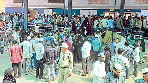 Voting Line