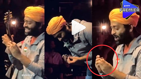  दुबईत भर कॉन्सर्टमध्ये चक्क स्टेजवर नखं कापली; अरिजित सिंगचा व्हिडीओ पाहून नेटकरी म्हणाले, "भावा ही कामं घरी कर!"