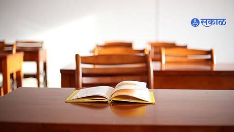 College bench