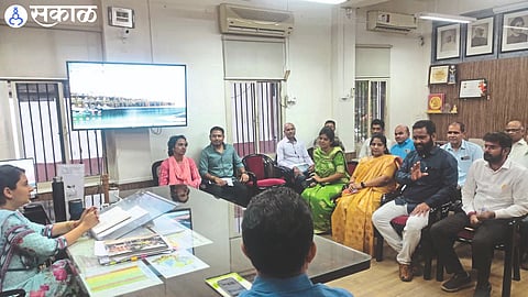 While guiding on water issue at Lasalgaon
zp Chief Executive Officer Ashima Mittal