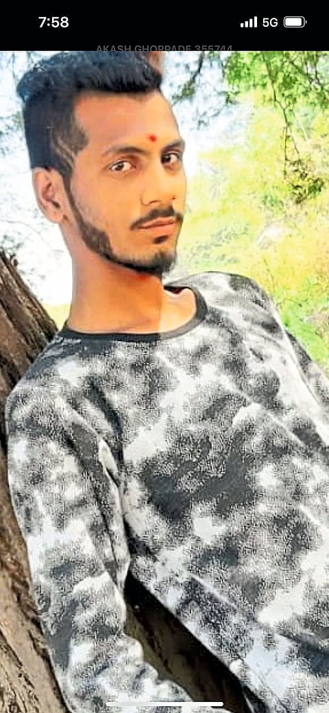 खण विहार खणी मध्ये पोहायला गेलेला तरुण पाण्यात बुडाला