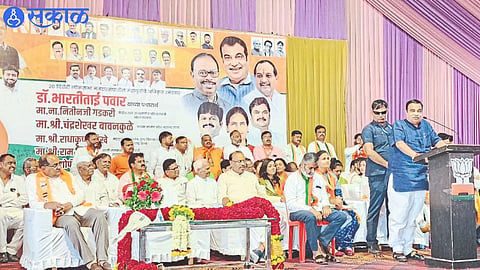 Union Minister Nitin Gadkari speaking at the campaign meeting of Mahayuti in Chandwad.
