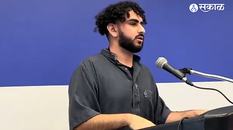 A student is saying that America, American government and democracy are a cancer