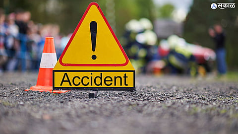 accident while returning from devadarshan rohit pawar finance assistance to 15 women admitted in hospital rashin 