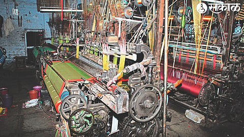 Archive photo of Powerloom in the city