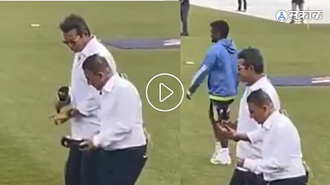 Sunil Gavaskar and Wasim Akram