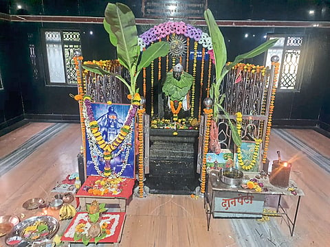 ओतूरला शनी मंदिरात विविध कार्यक्रम