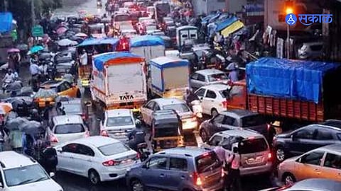 Mumbai Rain: साध्या हलक्या सरींमुळे मुंबईत वाहतूक कोंडी,  मुंबईकर त्रस्त 