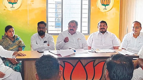 former MLA Suresh Halvankar