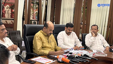  अर्थमंत्री अजित पवार यांनी सादर करून महाराष्ट्राला गतिशील करण्याचा संकल्प केला आहे. 