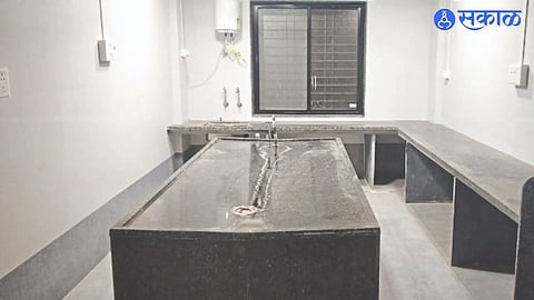 post mortem room