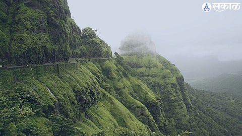 Heavy rain in ghat region bhor pune disaster management team on alert mode weather forecast