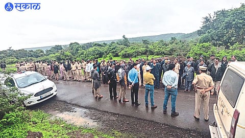 Police presence to remove encroachment on reserved forest land.