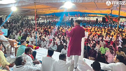 Jayakumar Rawal speaking at a loyal worker gathering at Rawal Gadhi.