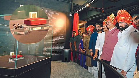 Chhatrapati Shivaji Maharaj Wagh Nakh Eknath Shinde