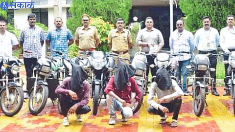 Shrikant Dhiware, Shriram Pawar, Shrikrishna Pardhi and action team present during the inspection of the bikes seized by LCB.