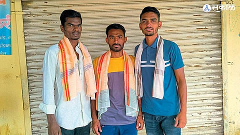 gangapur village farmer sons success story got selected in maharashtra police