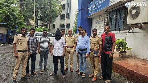 person pretend nephew of MLA Raju Patil did fraud with 50 people police investigation dombivli