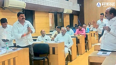 Akola zilla parishad meeting