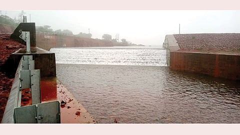 Kas Dam Overflow