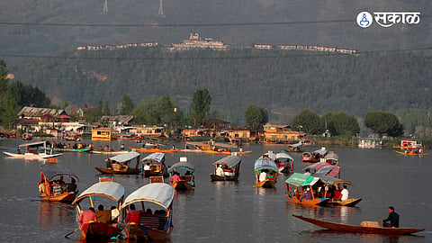 Kashmir schools announce 10-day summer vacation amid rising temperature rak94