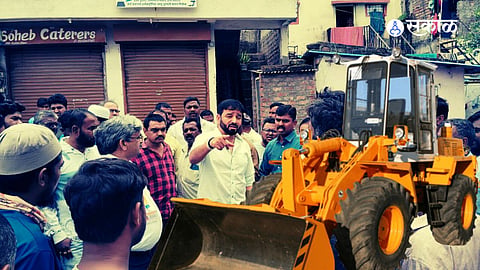 Pune: पुण्यात चालणार मनपाचा बुलडोझर...८५ घर मालकांना बजावली नोटीस! नागरिकांची वाढली चिंता
